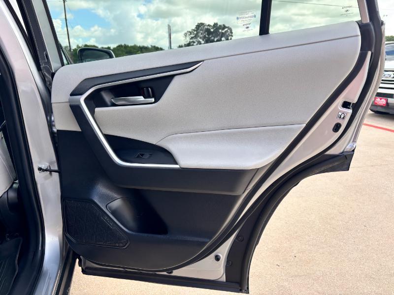 Toyota RAV4 XLE 2020
