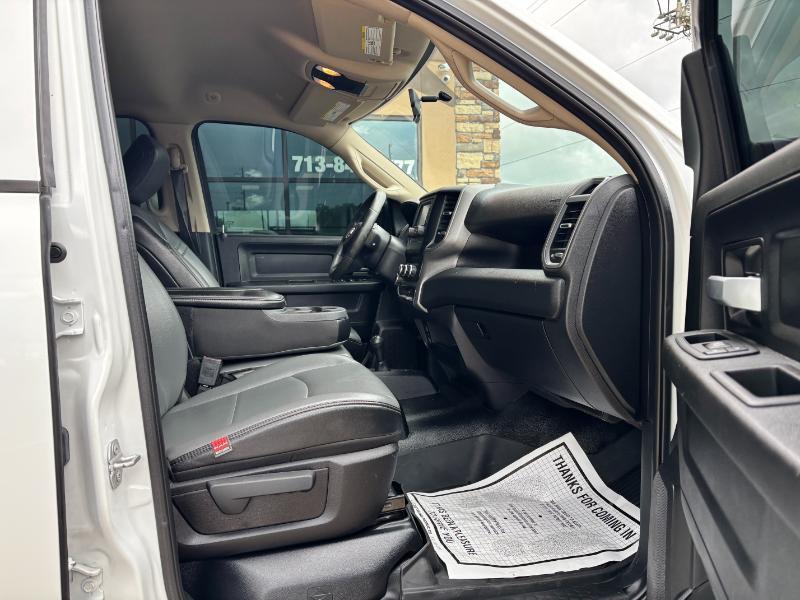 RAM 2500 Tradesman Crew Cab SWB 4WD 2019