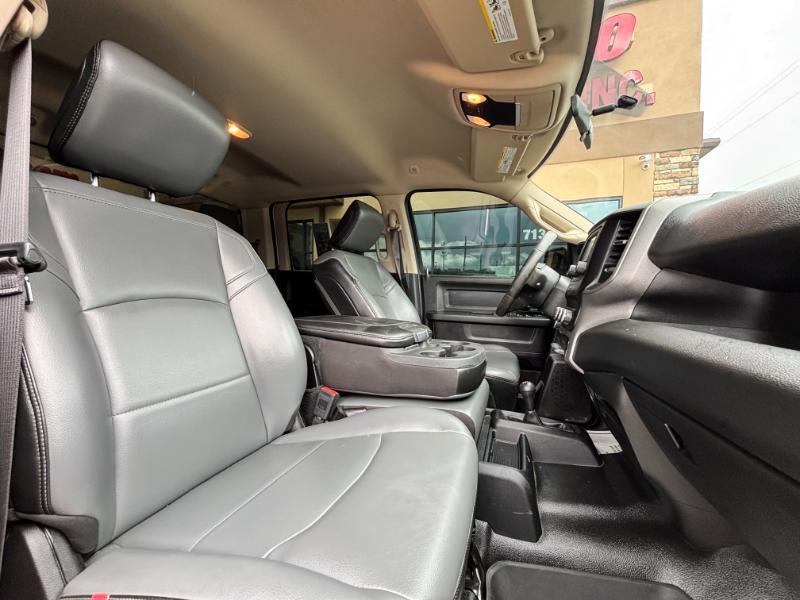 RAM 2500 Tradesman Crew Cab SWB 4WD 2019