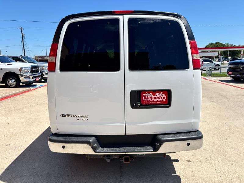 Chevrolet Express LT 3500 2015