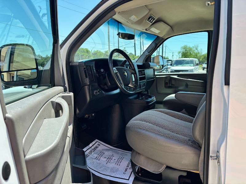 Chevrolet Express LT 3500 2015