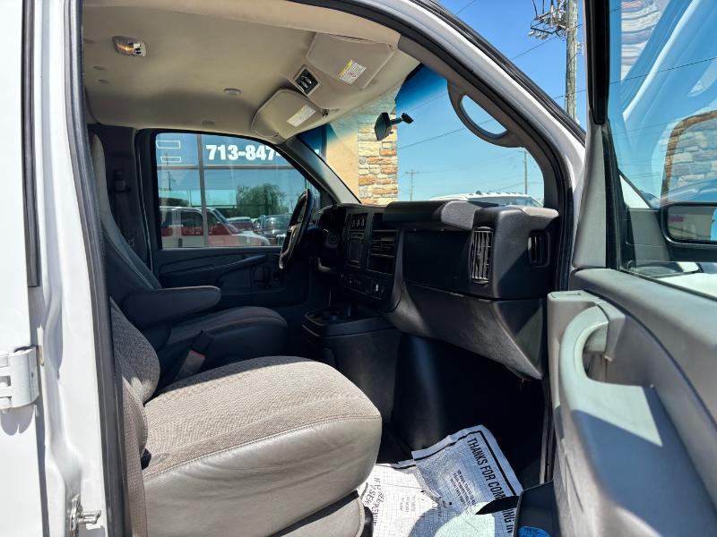 Chevrolet Express LT 3500 2015
