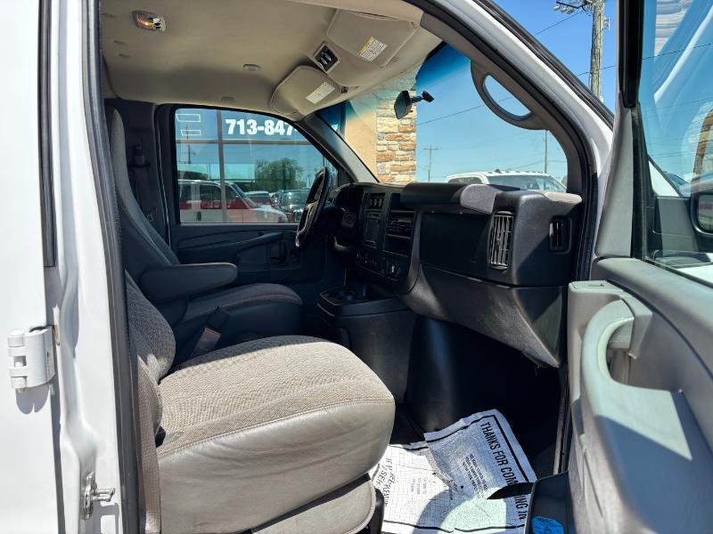 Chevrolet Express LT 3500 2015