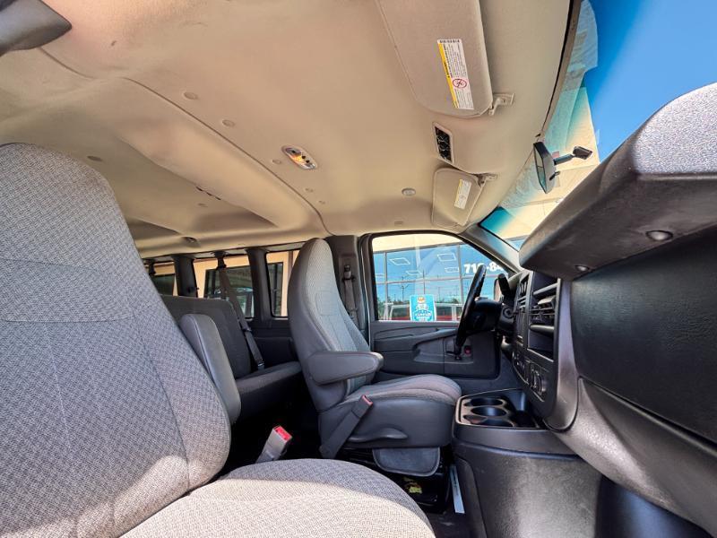 Chevrolet Express LT 3500 2015