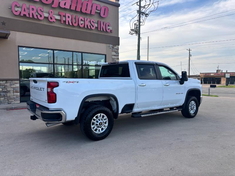 Chevrolet Silverado 2500HD LT Crew Cab Short Box 4WD 2023