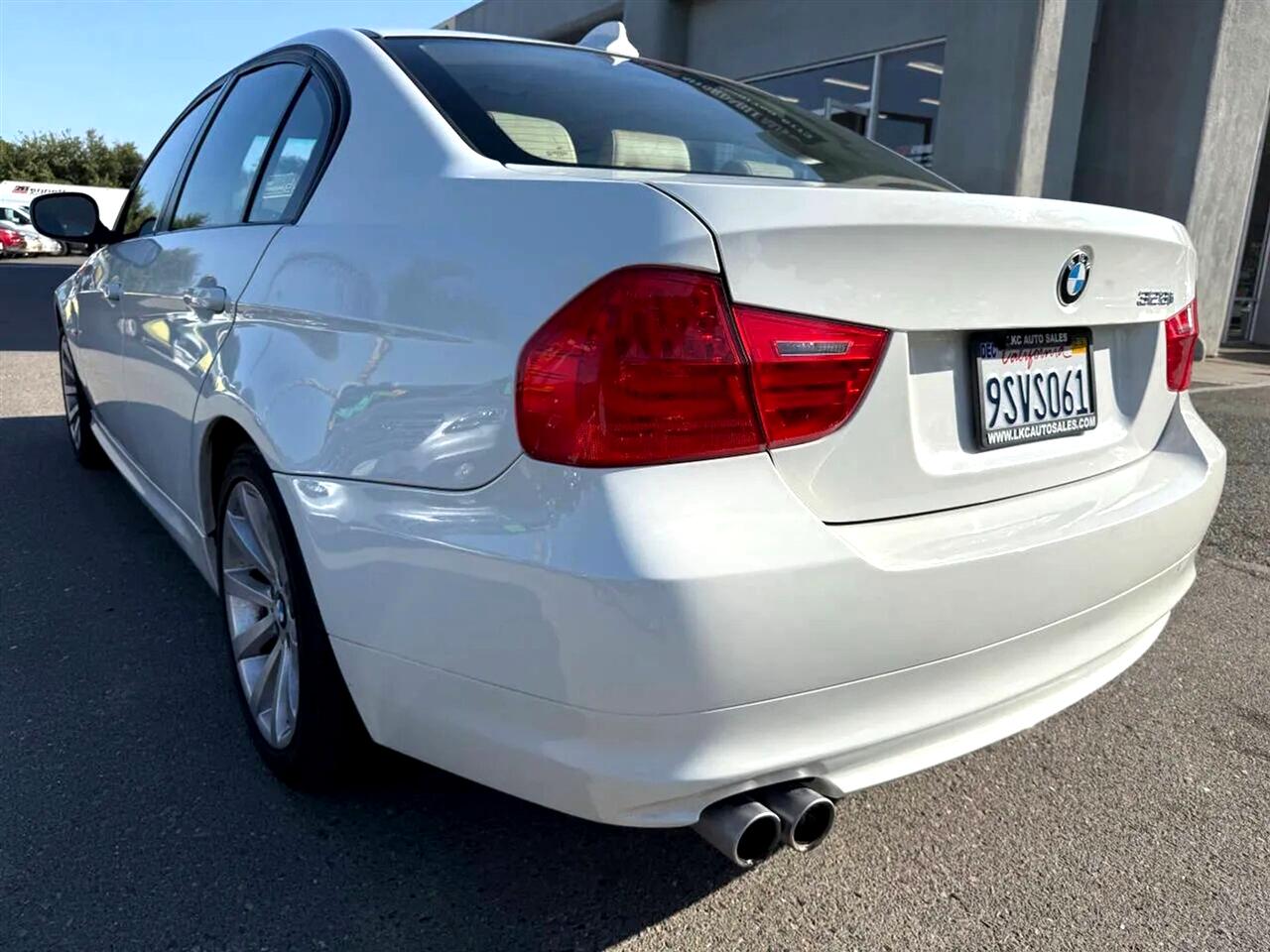 BMW 3-Series  2011 BMW 3-Series  2011