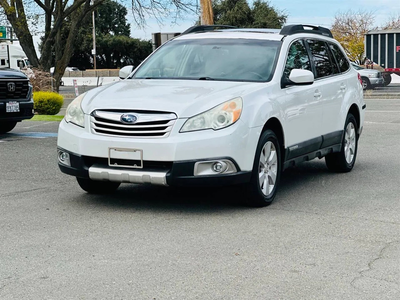 Subaru Outback  2011 Subaru Outback  2011
