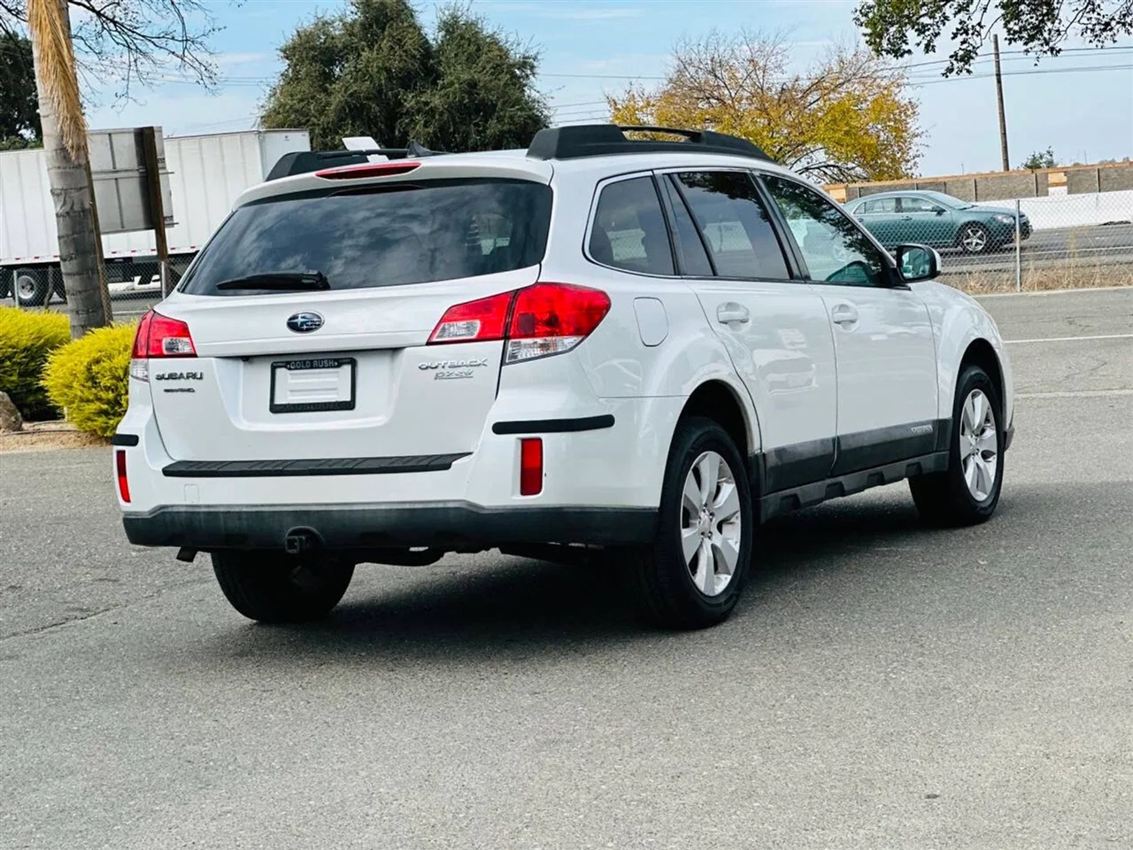 Subaru Outback  2011 Subaru Outback  2011