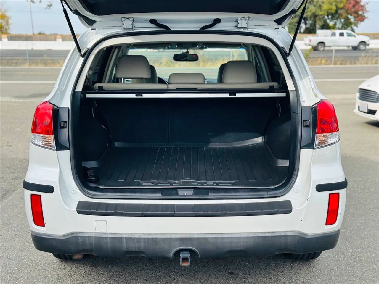 Subaru Outback  2011 Subaru Outback  2011