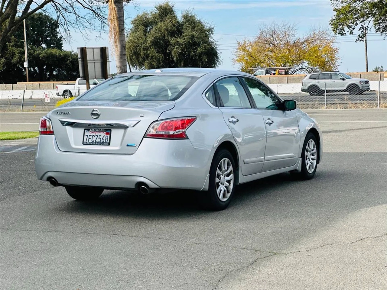 Nissan Altima  2014