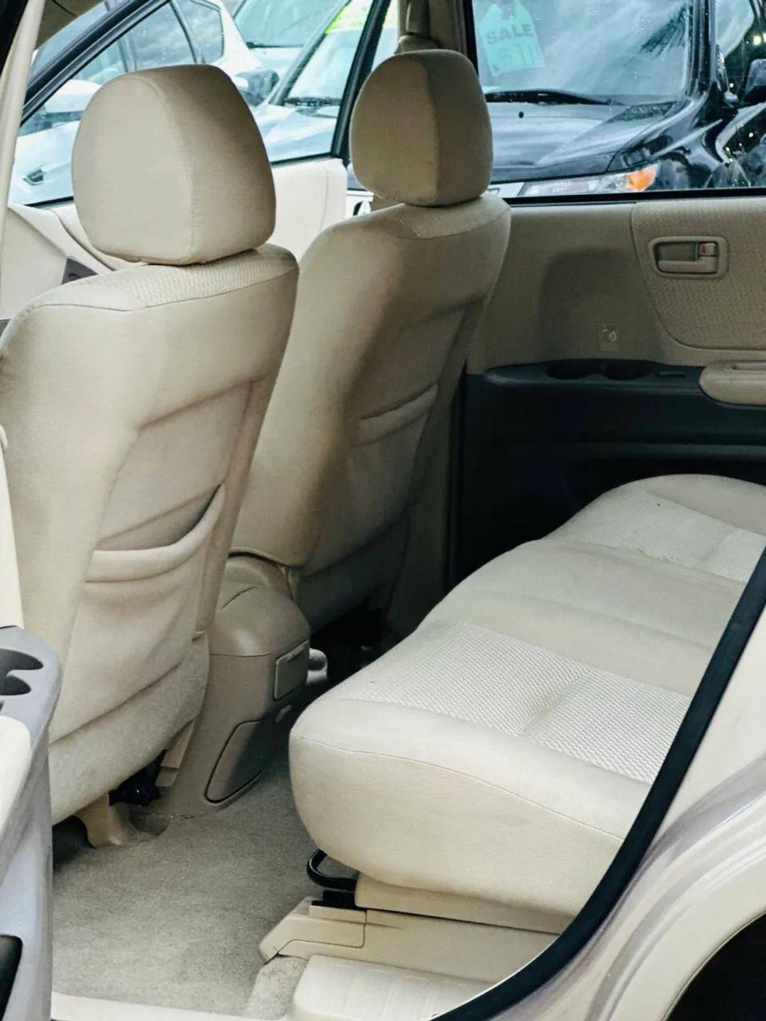 Toyota Highlander  2005