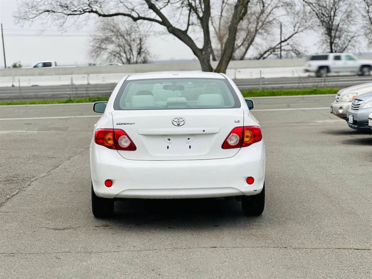 Toyota Corolla  2010