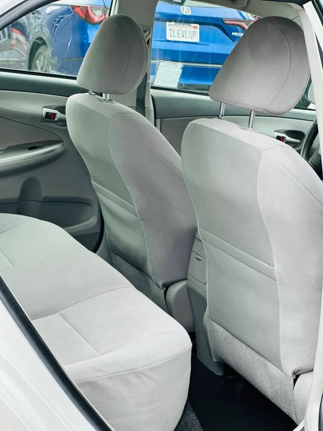 Toyota Corolla  2010