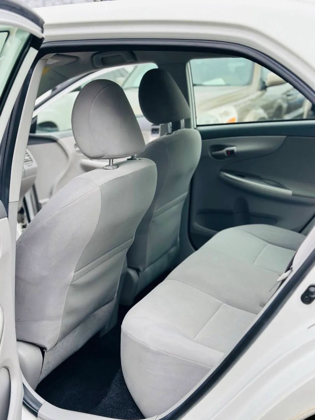 Toyota Corolla  2010