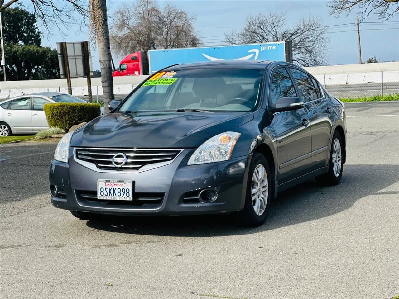 Nissan Altima  2011