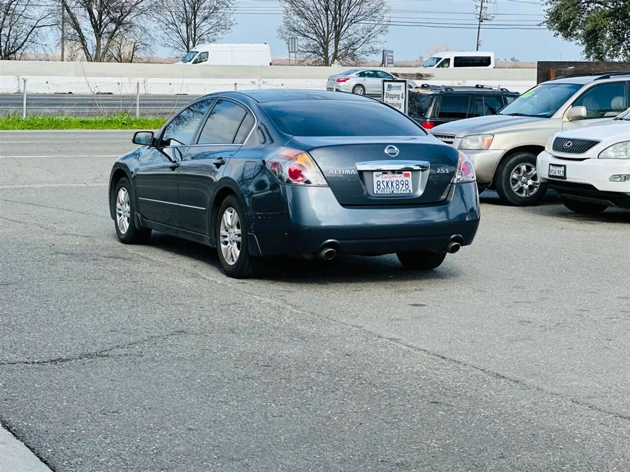 Nissan Altima  2011