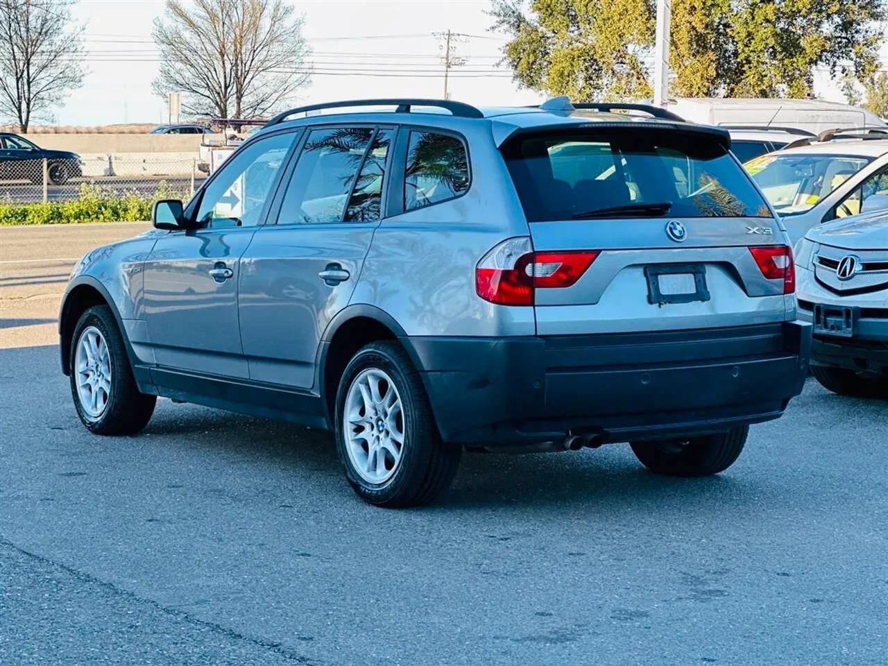 BMW X3  2004