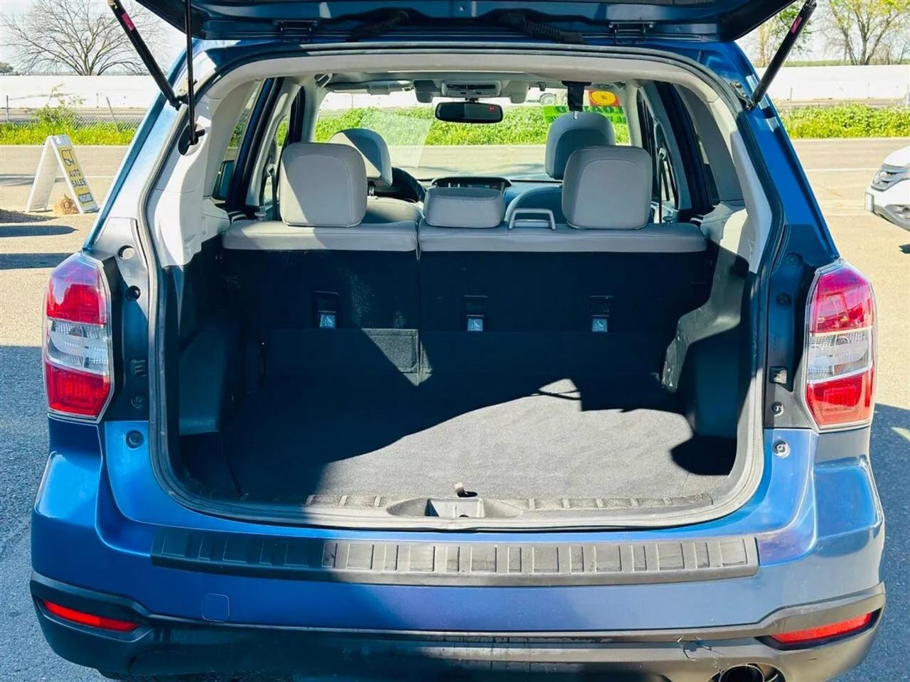 Subaru Forester  2016