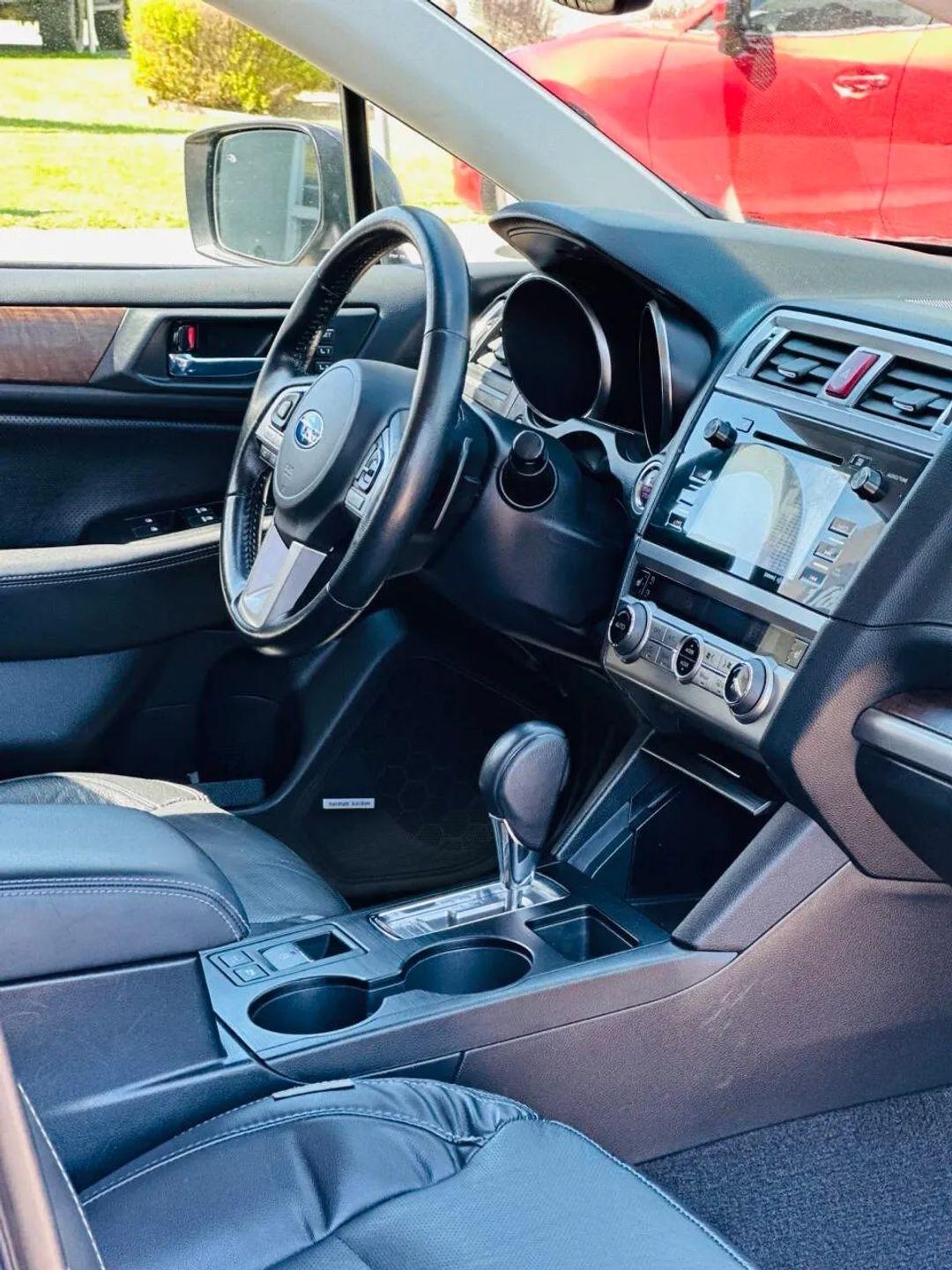 Subaru Outback  2015