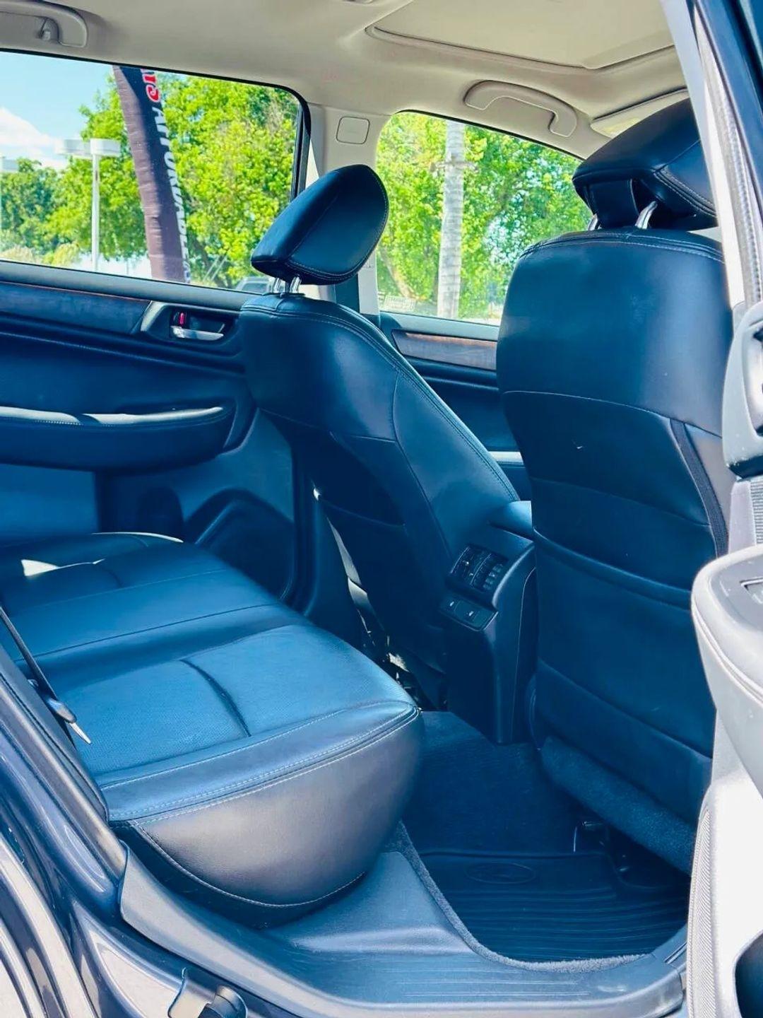 Subaru Outback  2015