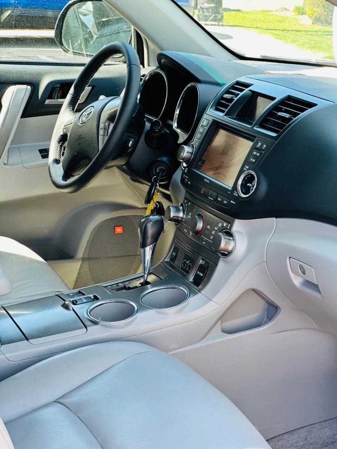 Toyota Highlander  2008