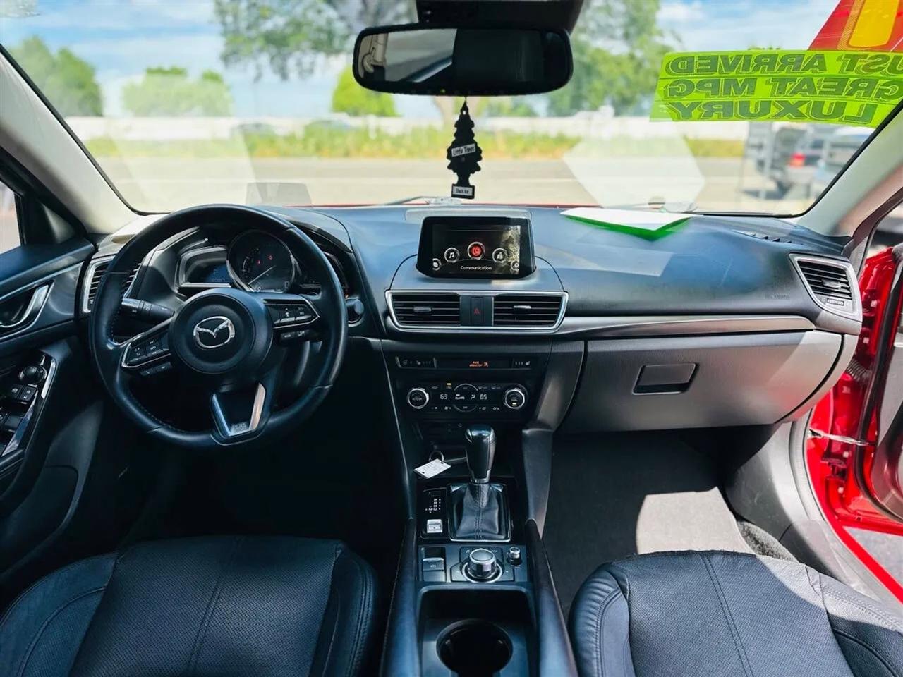Mazda MAZDA3  2017