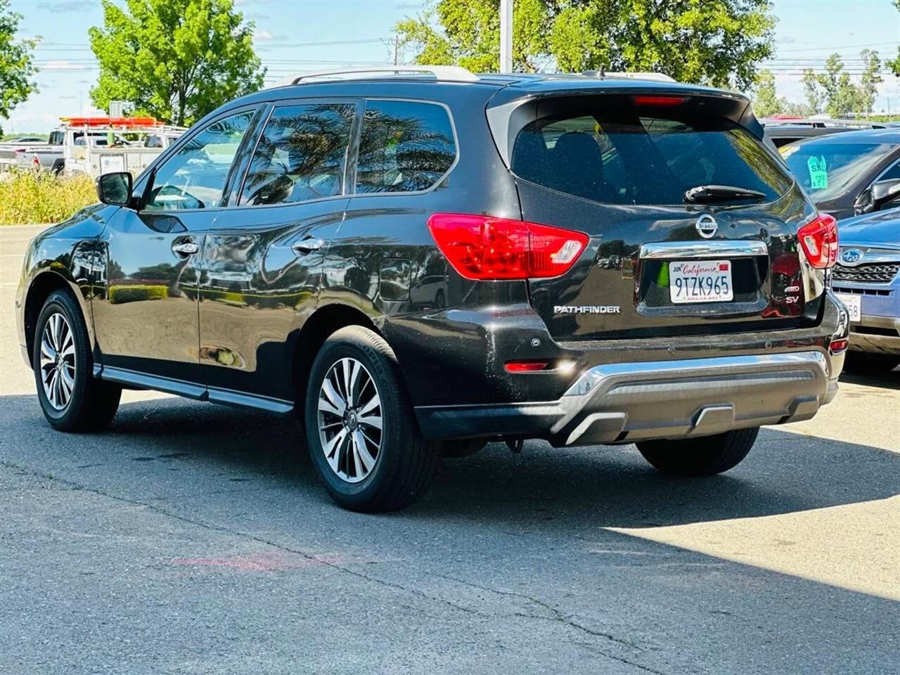 Nissan Pathfinder  2018