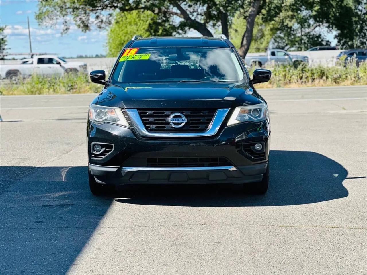 Nissan Pathfinder  2018
