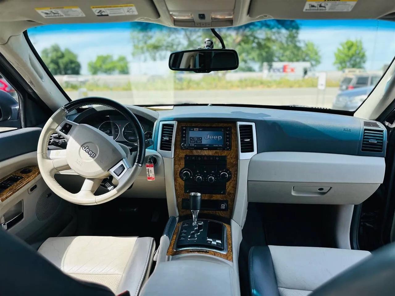 Jeep Grand Cherokee  2008