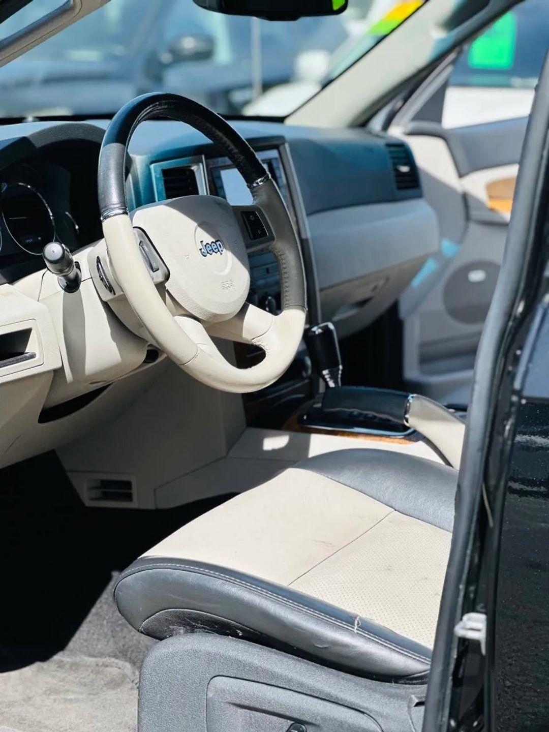 Jeep Grand Cherokee  2008