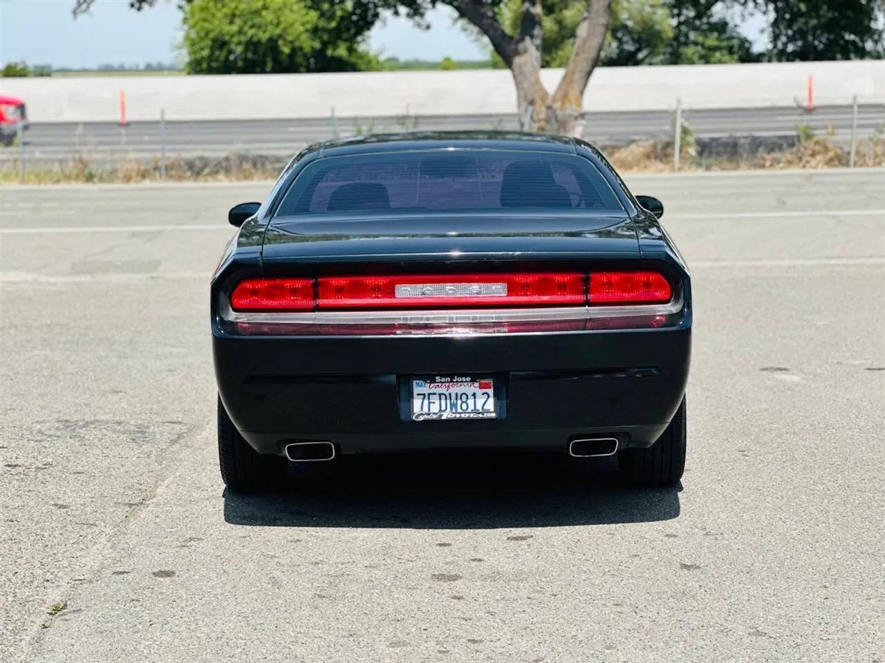 Dodge Challenger  2014