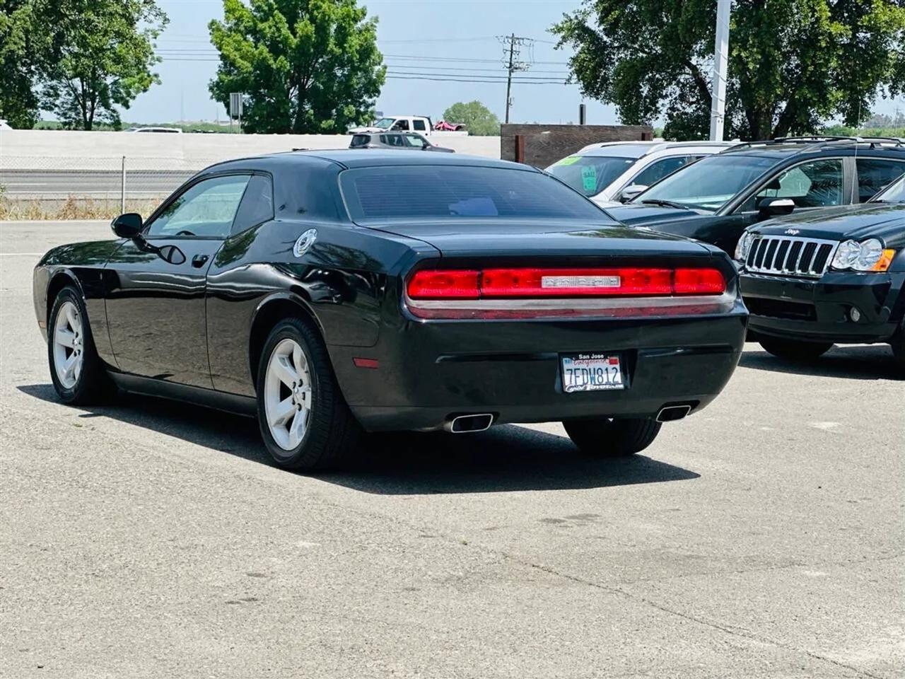 Dodge Challenger  2014