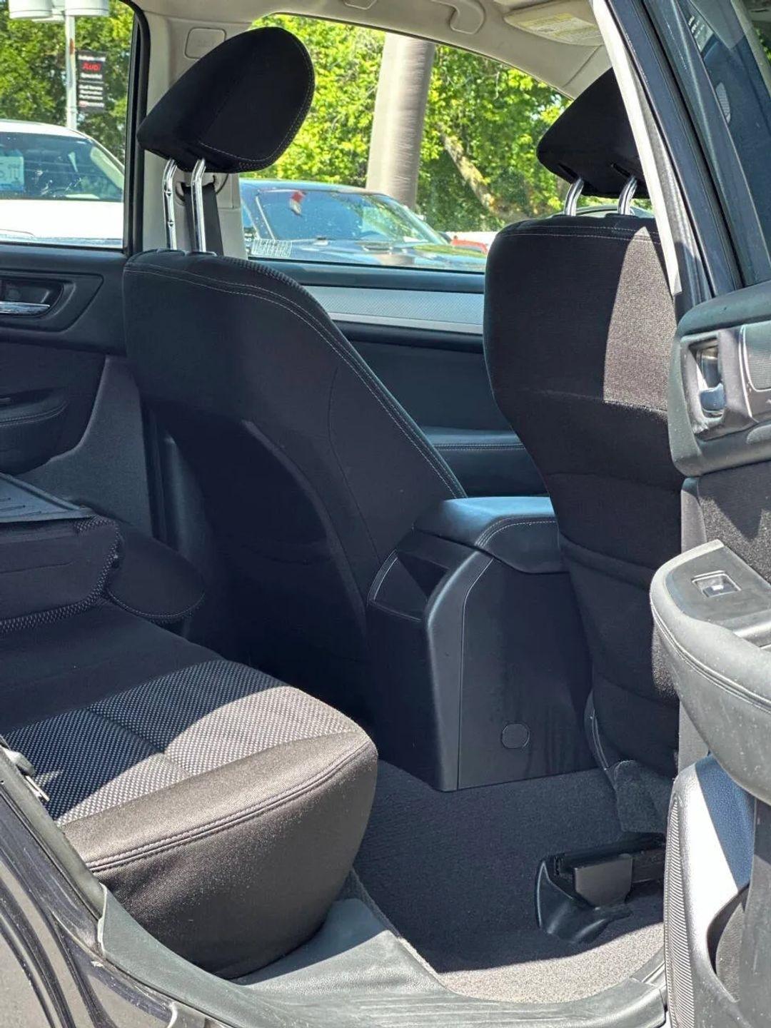 Subaru Outback  2017