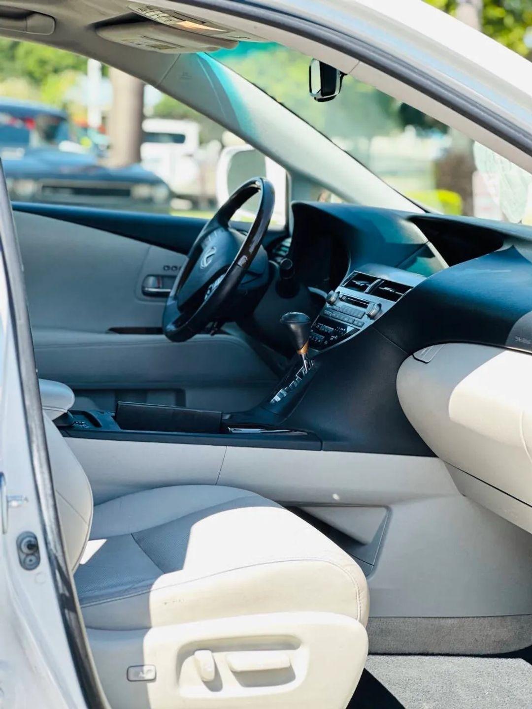 Lexus RX 350  2010