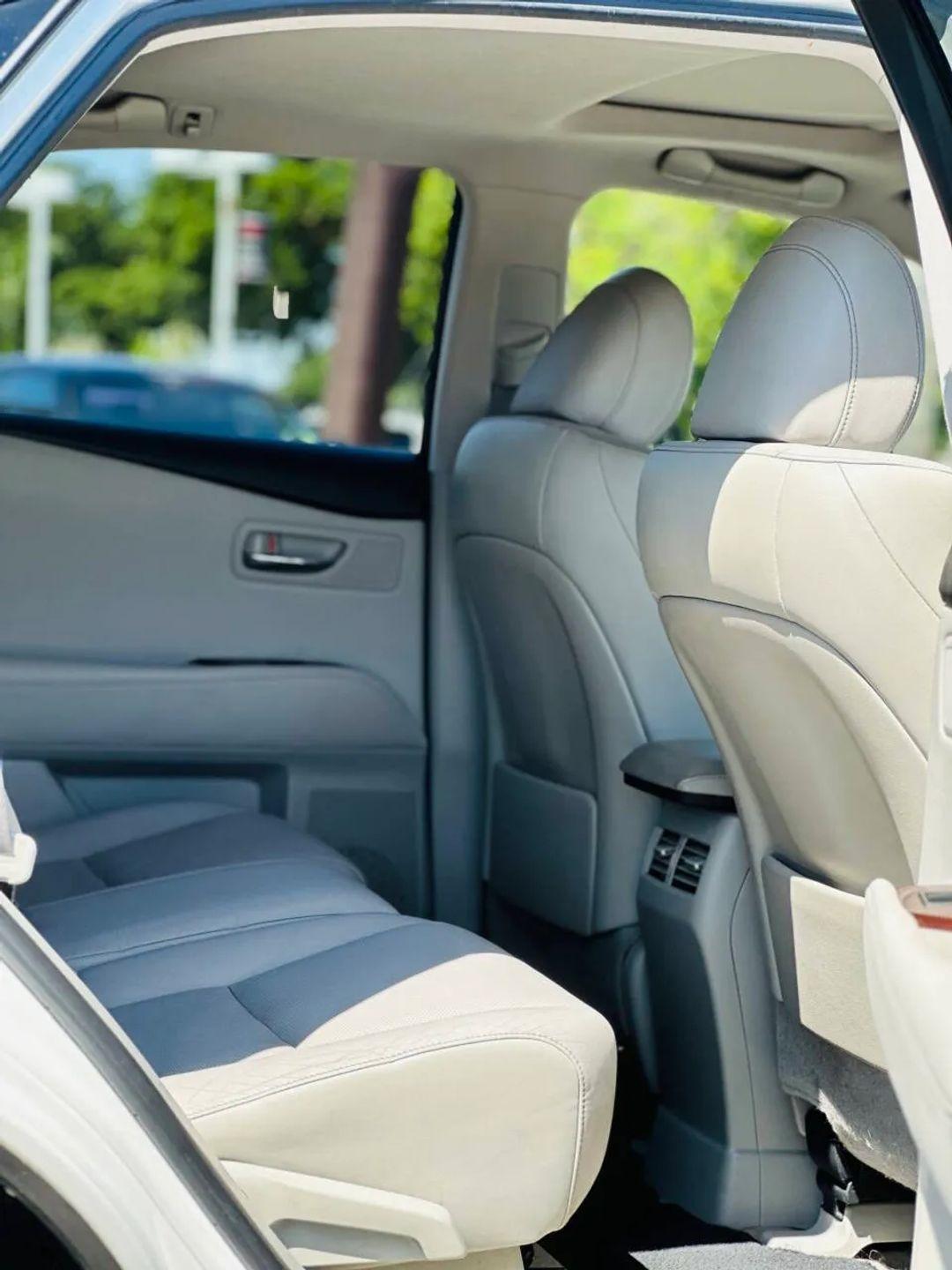 Lexus RX 350  2010