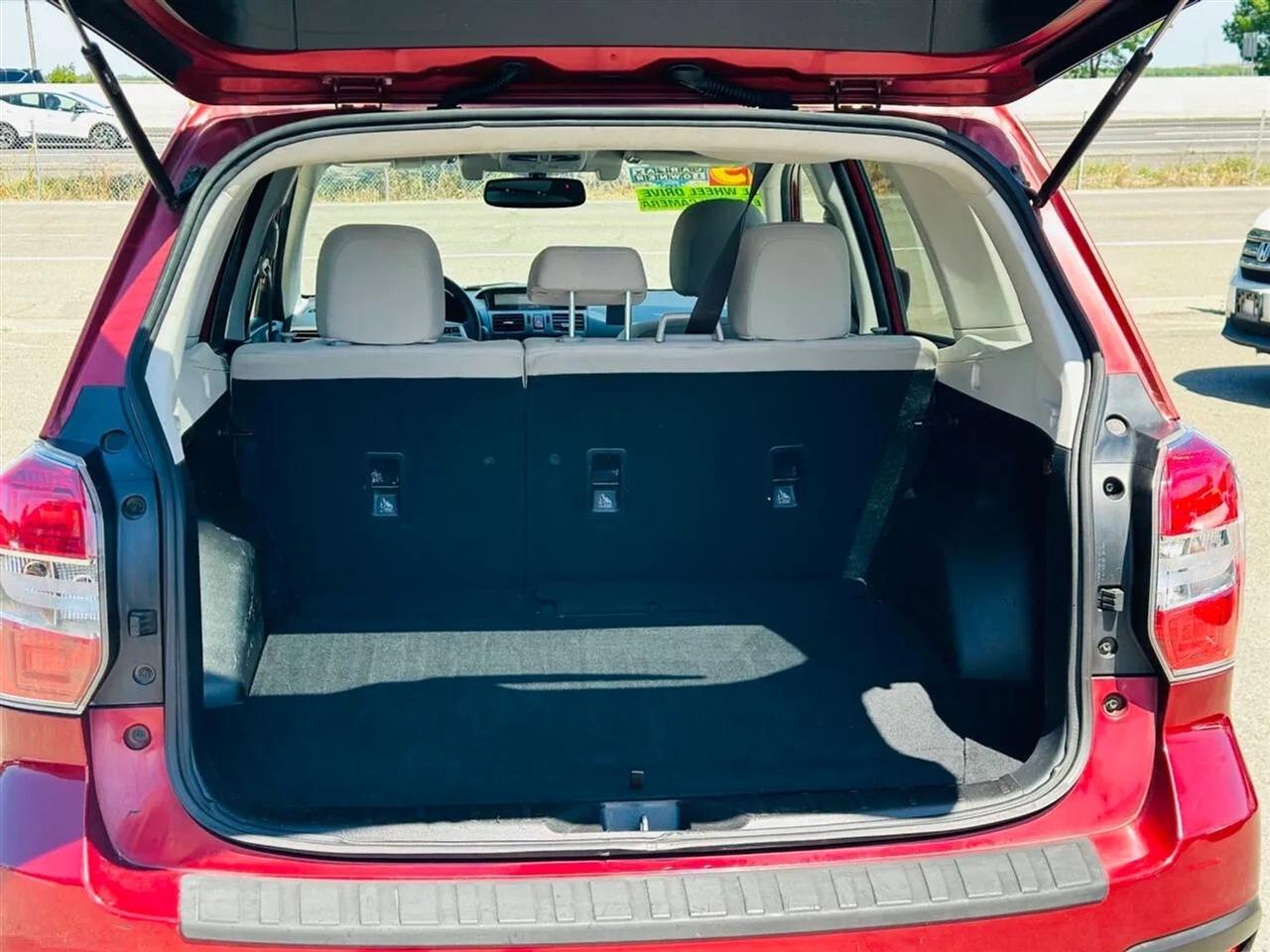 Subaru Forester  2015
