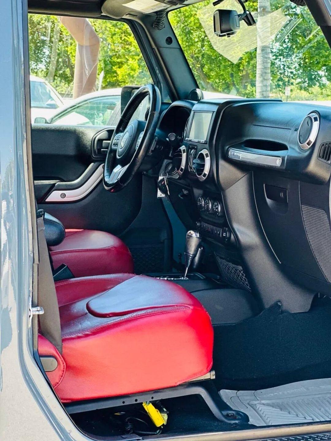 Jeep Wrangler  2013