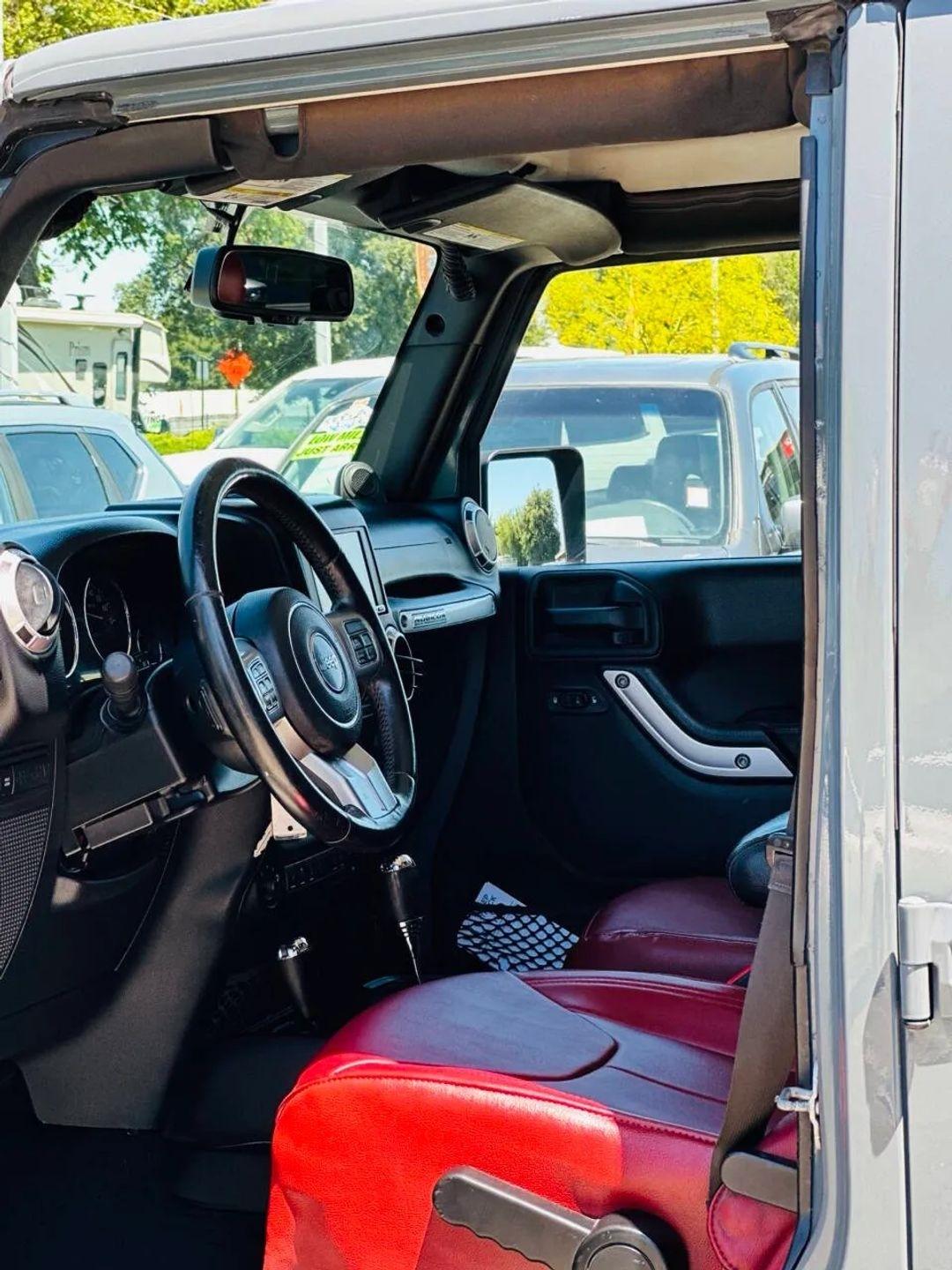 Jeep Wrangler  2013