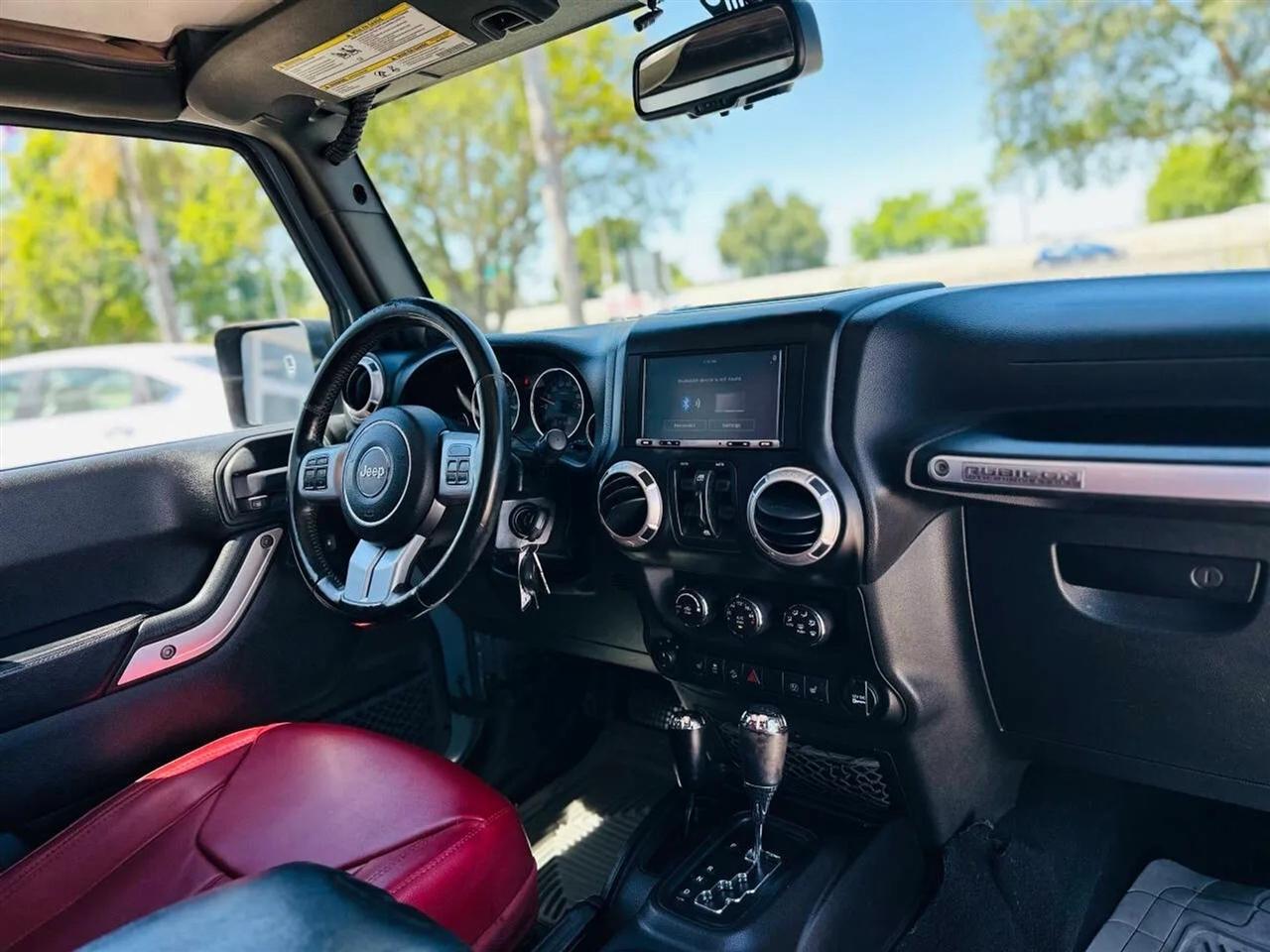 Jeep Wrangler  2013