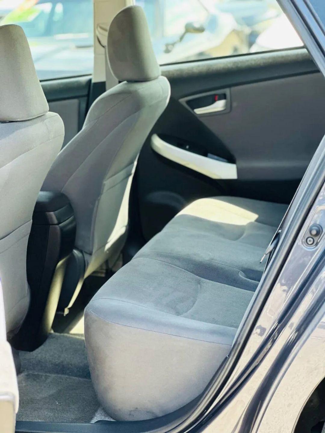 Toyota Prius  2012