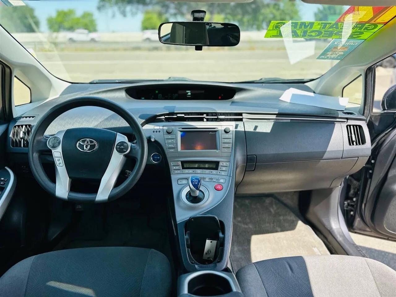 Toyota Prius  2012