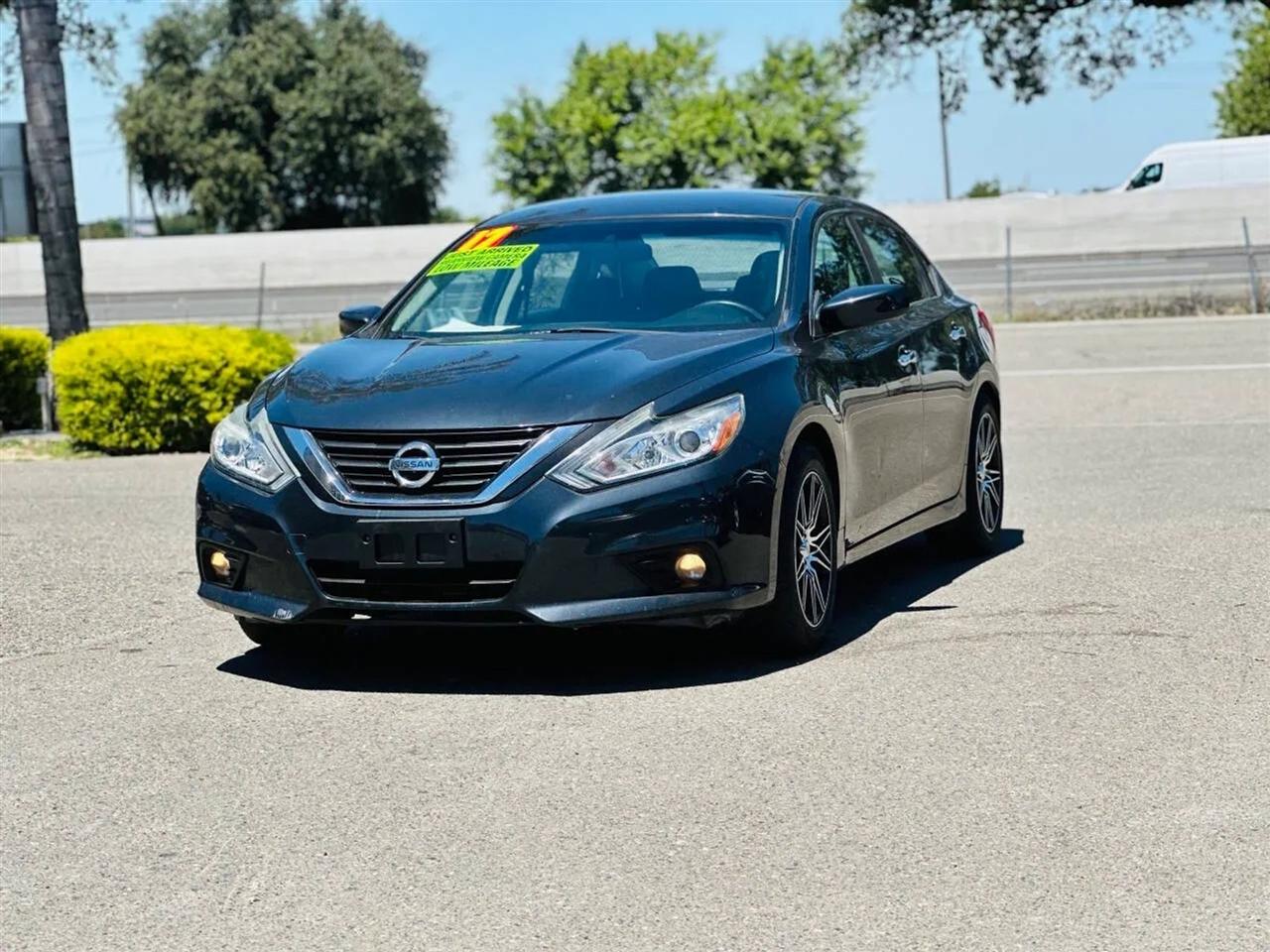 Nissan Altima  2017