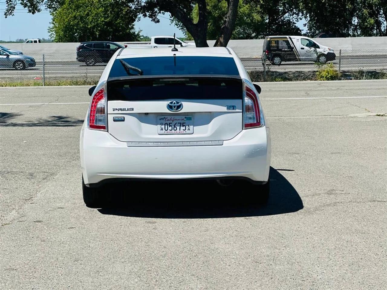 Toyota Prius  2013