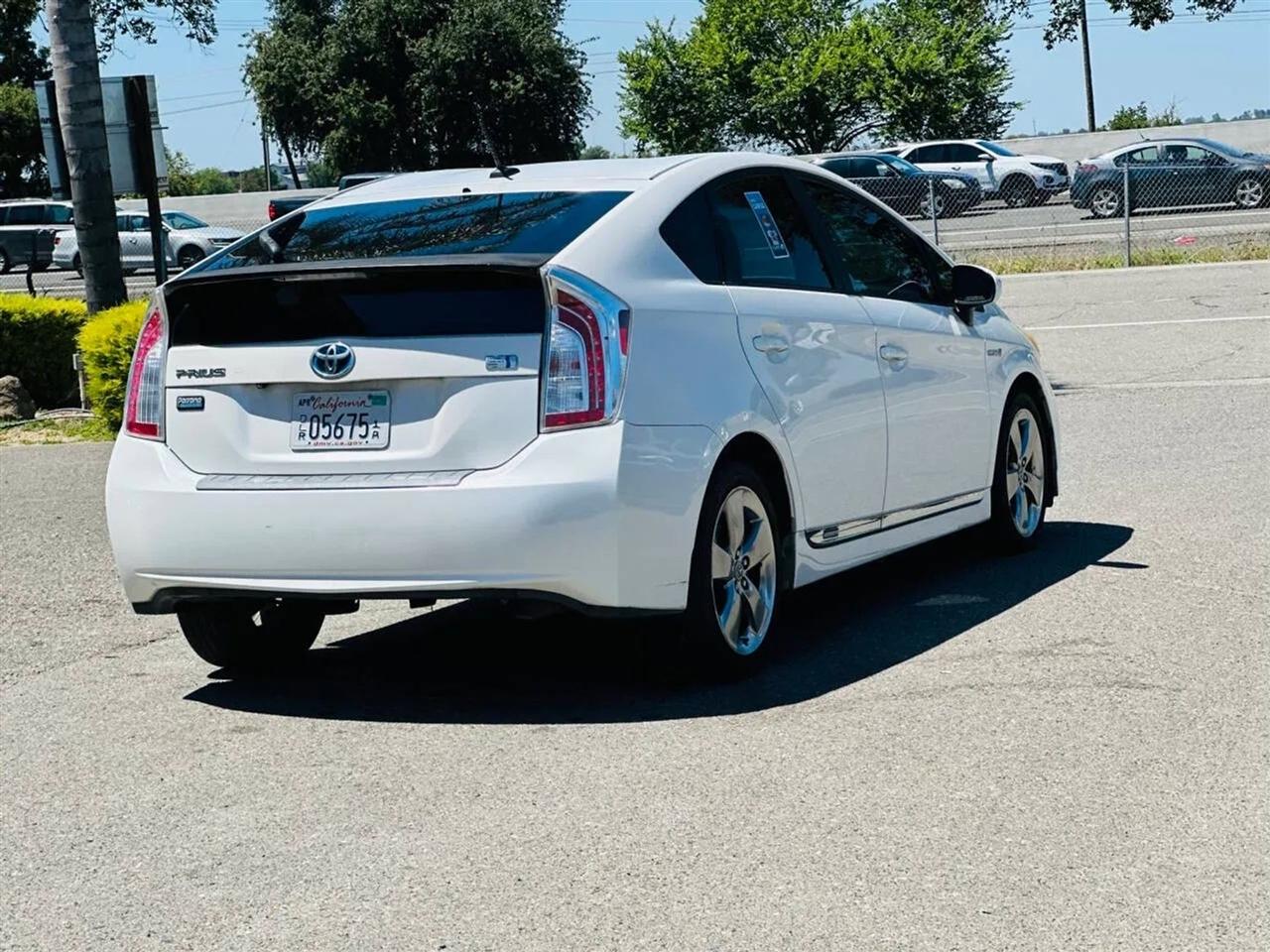Toyota Prius  2013