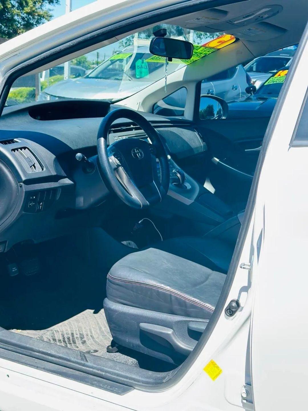 Toyota Prius  2013