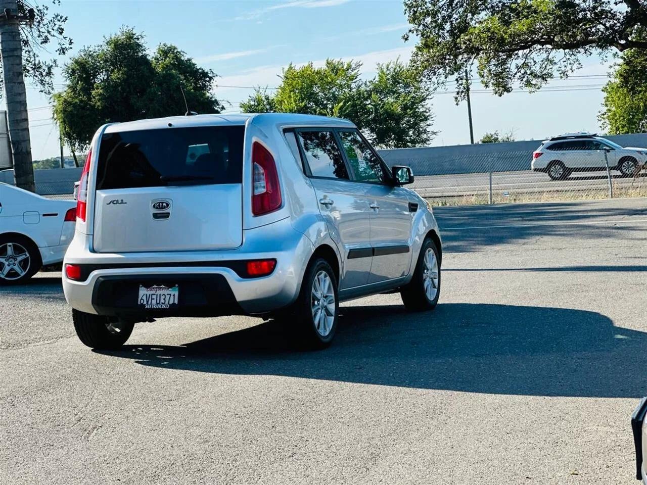 Kia Soul  2012