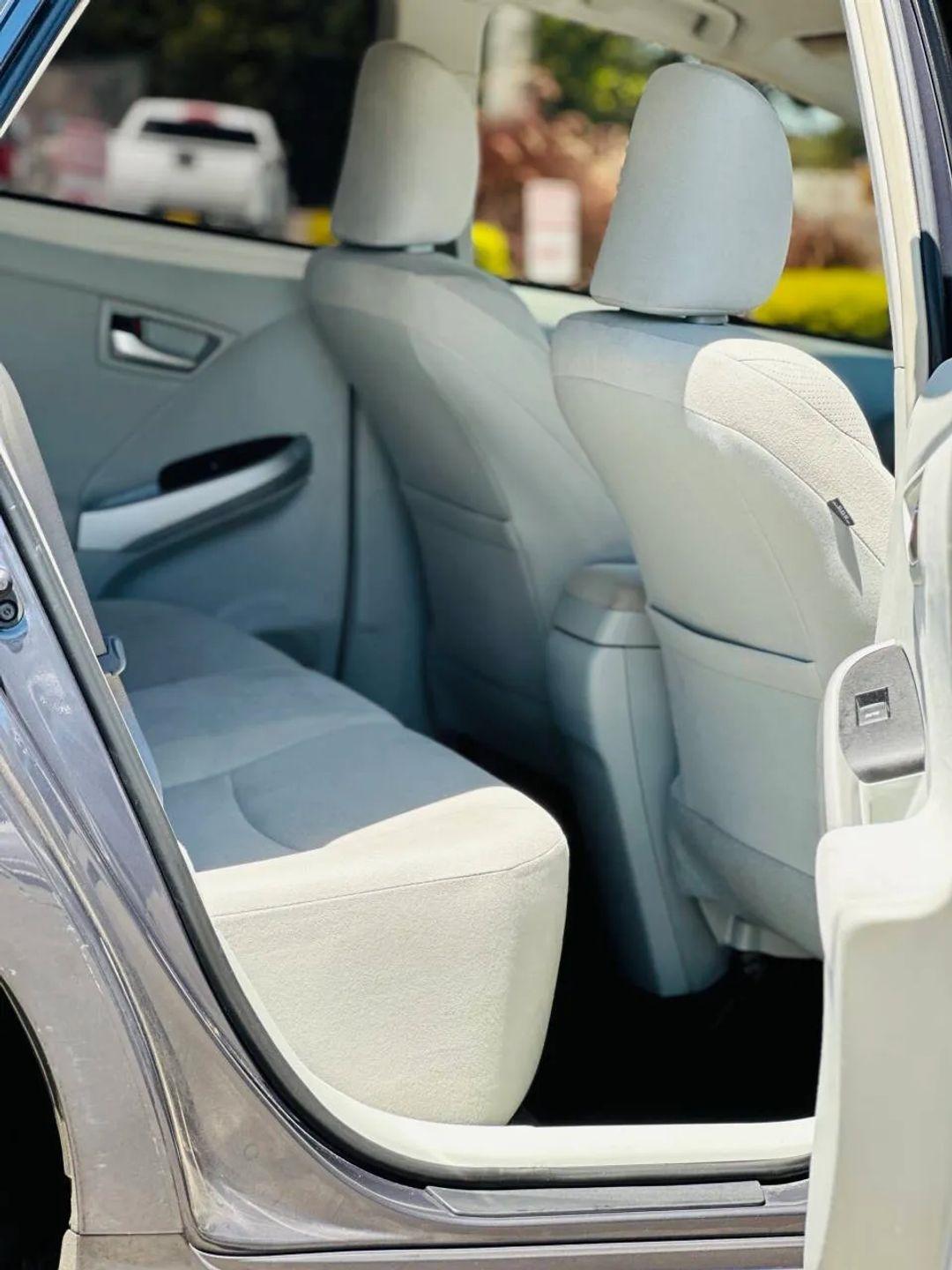 Toyota Prius  2015