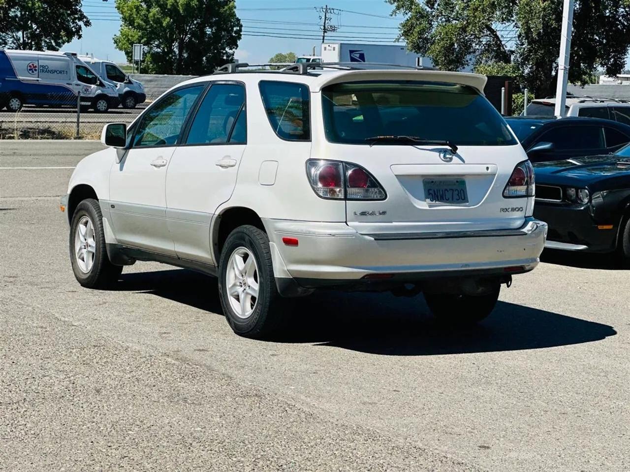 Lexus RX 300  2001