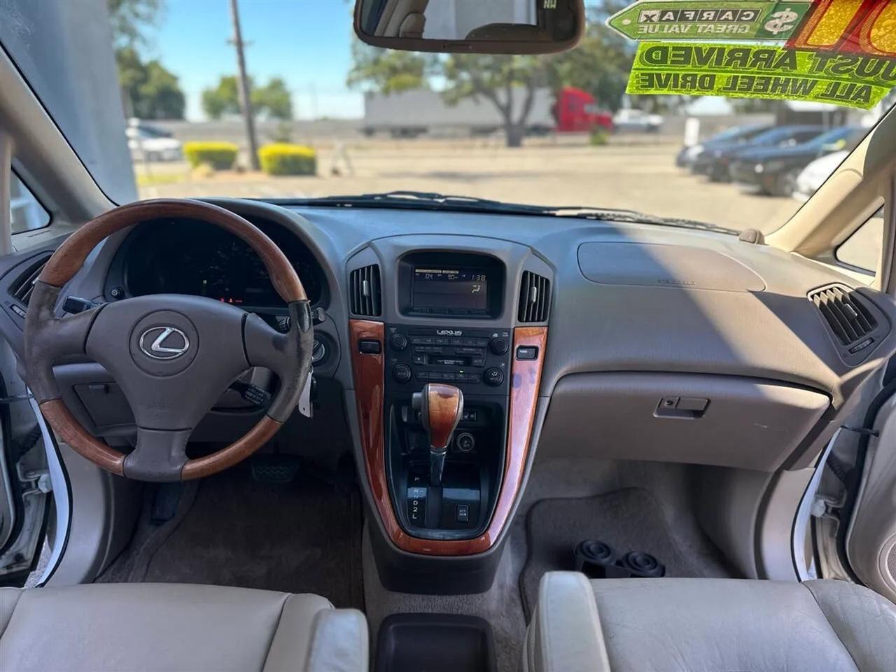 Lexus RX 300  2001