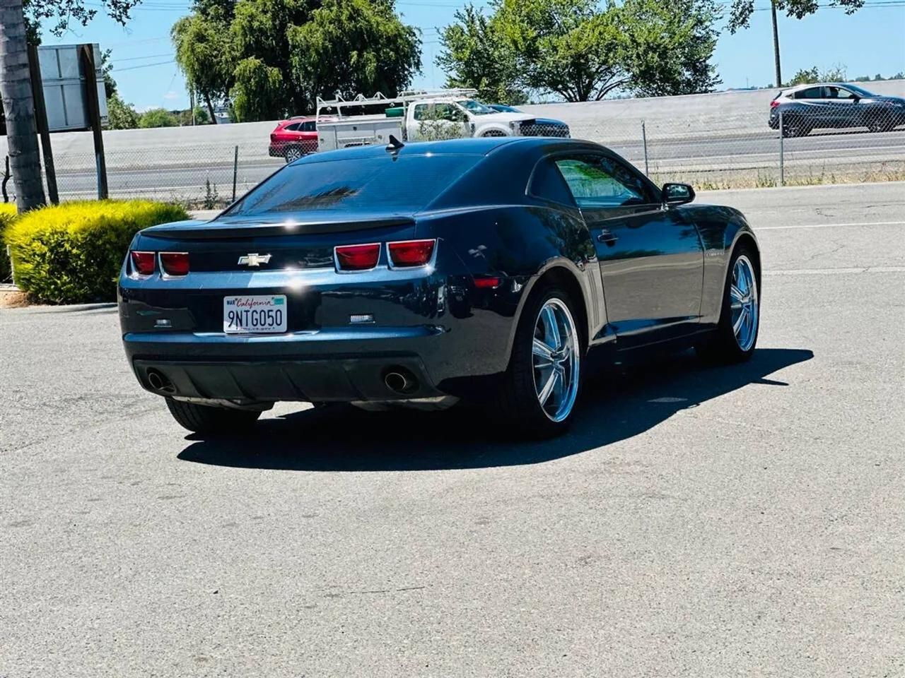 Chevrolet Camaro  2013